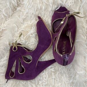 New Liliana Purple Suede Gold Piping Cutout Peep Toes, Size 7 - VTG deadstock